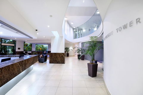 Peninsular Beachfront Resort - Go Out 25