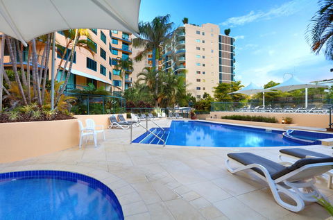 Peninsular Beachfront Resort - Go Out 12