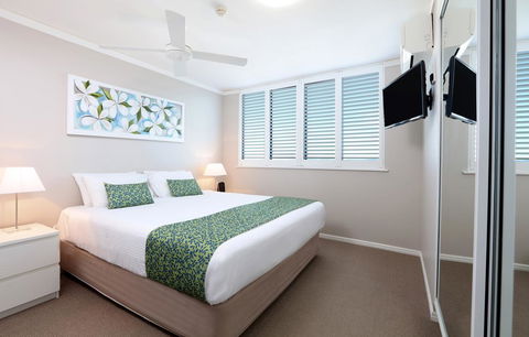Peninsular Beachfront Resort - Go Out 26