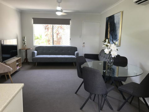 69 King Street - Go Out 4