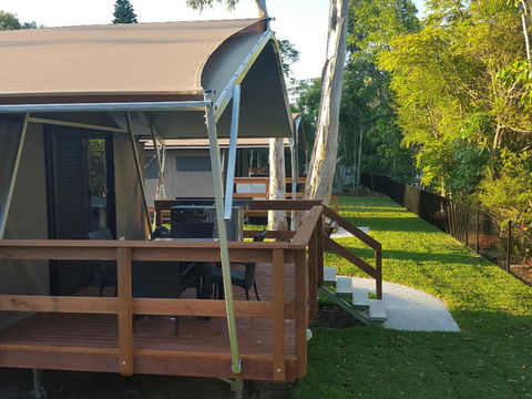 NRMA Treasure Island Holiday Resort - Pubs and Clubs 2