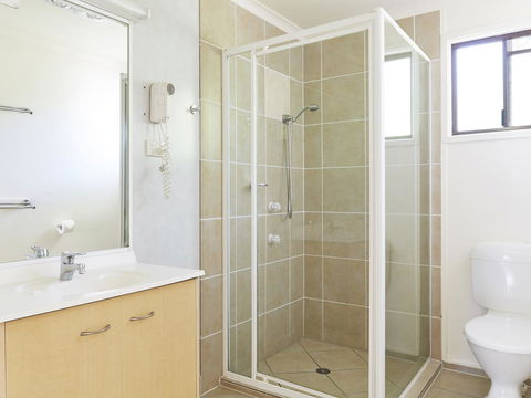 NRMA Treasure Island Holiday Resort - Pubs and Clubs 17