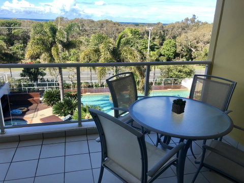 Seachange Coolum Beach - Pubs and Clubs 7