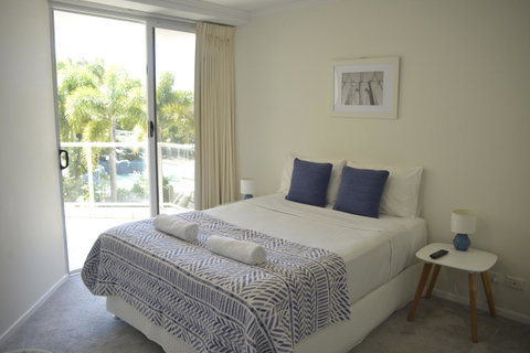 Seachange Coolum Beach - Pubs and Clubs 27