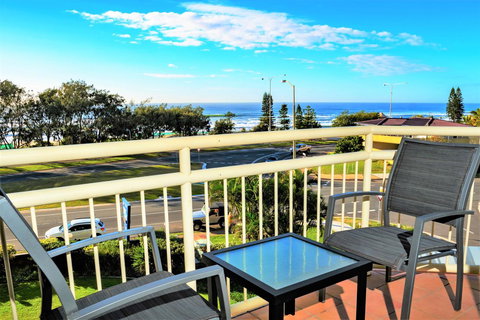 Seacrest Beachfront Apartments Surfers Paradise - Go Out 36