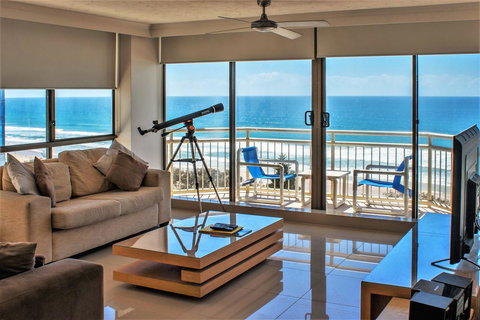 Seacrest Beachfront Apartments Surfers Paradise - Go Out 30
