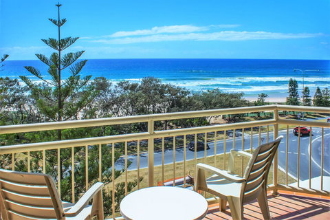 Seacrest Beachfront Apartments Surfers Paradise - Go Out 32