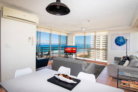 Seacrest Beachfront Apartments Surfers Paradise - Go Out 21