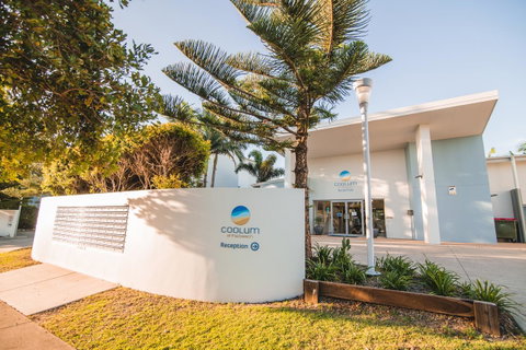 Coolum At The Beach - Pubs and Clubs 1