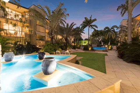 Montpellier Boutique Resort Noosa - Pubs and Clubs 5