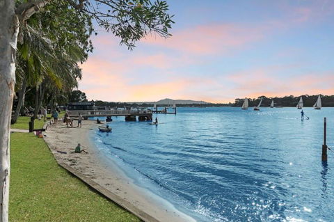 Montpellier Boutique Resort Noosa - Pubs and Clubs 9