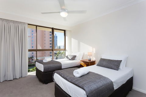 Capricornia Apartments - Pubs and Clubs 5