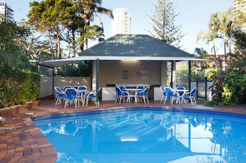 Capricornia Apartments - Pubs and Clubs 20