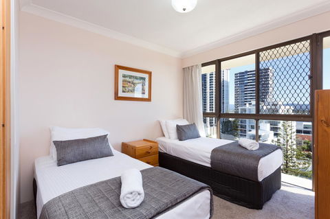 Capricornia Apartments - Pubs and Clubs 11