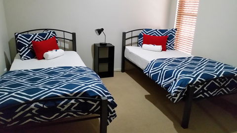 Hepburn Holiday Haven - Go Out 19