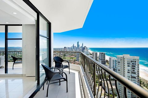 ULTIQA Beach Haven On Broadbeach - Pubs and Clubs 31