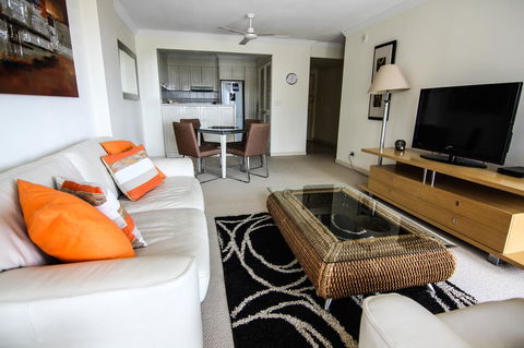 The Phoenician Resort - Pubs and Clubs 2