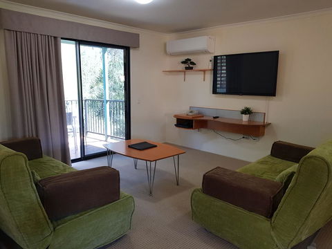 Noosa Holiday Accommodation - Pubs and Clubs 22