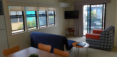 Noosa Holiday Accommodation - Pubs and Clubs 11