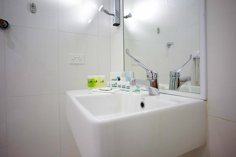 Room Motels Kingaroy - Pubs and Clubs 32