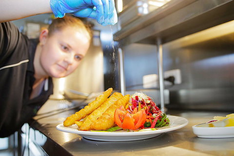 Room Motels Kingaroy - Pubs and Clubs 15