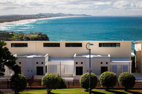 The Point Coolum - Pubs and Clubs 42