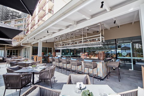 Novotel Cairns Oasis Resort - Go Out 12