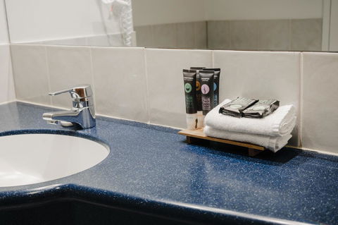 Novotel Cairns Oasis Resort - Go Out 24