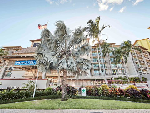 Novotel Cairns Oasis Resort - Go Out 43
