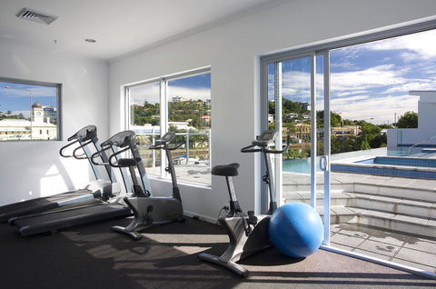 Oaks Townsville Gateway Suites - Go Out 10