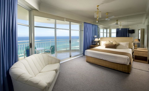 2nd Avenue Beachside Apartments - Go Out 31