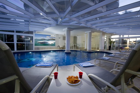 2nd Avenue Beachside Apartments - Go Out 22