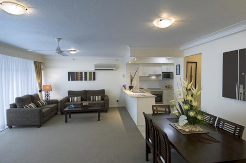 2nd Avenue Beachside Apartments - Go Out 34