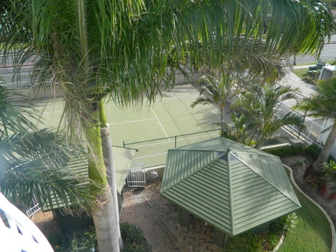 2nd Avenue Beachside Apartments - Go Out 14