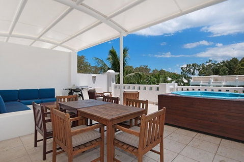5231 BEACH CLUB PENTHOUSE - Go Out 11