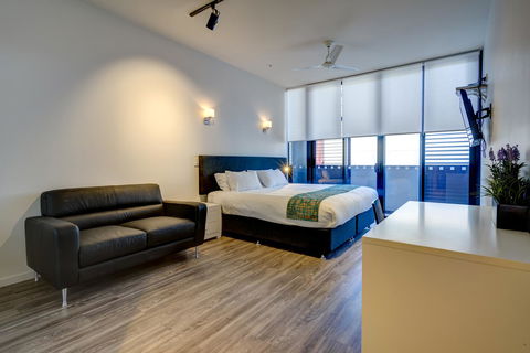 Arena Apartments By CLLIX - Go Out 12