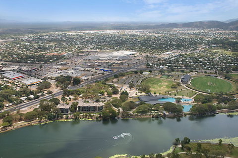 Itara Apartments - Pubs and Clubs 16