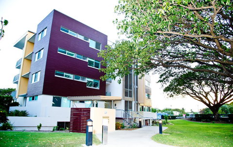 Itara Apartments - Pubs and Clubs 11