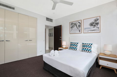Element On Coolum Beach - Pubs and Clubs 18