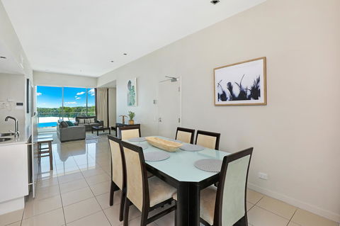 Element On Coolum Beach - Pubs and Clubs 21