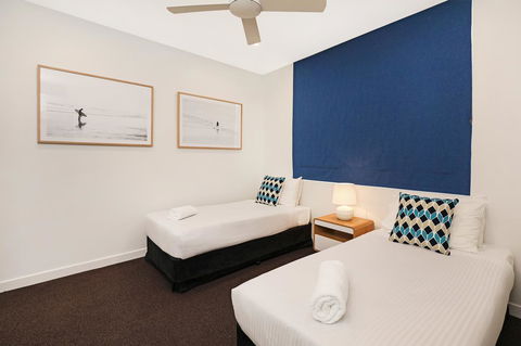 Element On Coolum Beach - Pubs and Clubs 14