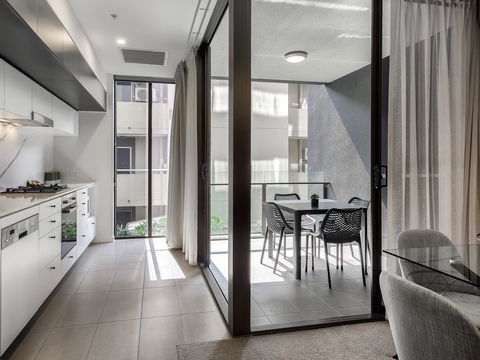 Opera Apartments South Brisbane - Go Out 25