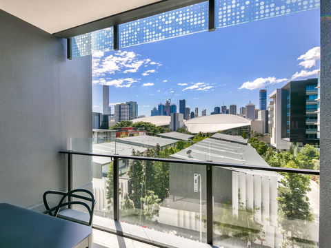 Opera Apartments South Brisbane - Go Out 3
