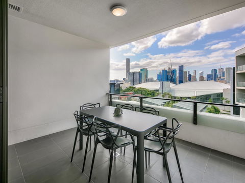 Opera Apartments South Brisbane - Go Out 19
