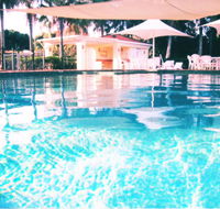 Waterfront Resort Villa with Buggy - Pubs and Clubs