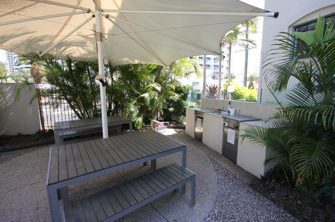 Aruba Beach Resort - Pubs and Clubs 11