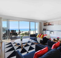 Sandbox Luxury Beach Front Apartments - Go Out