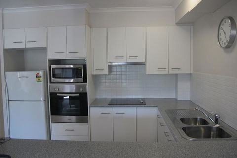 Grangewood Court Apartments - Pubs and Clubs 3