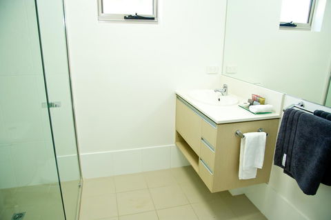 Jacana Apartments - Go Out 6