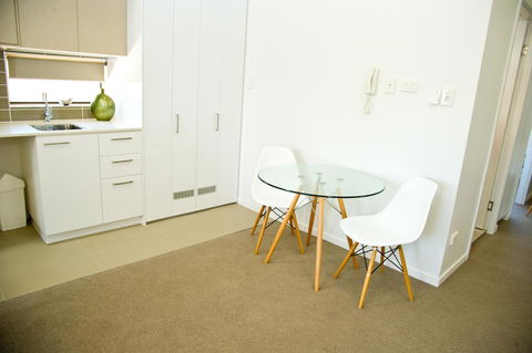 Jacana Apartments - Go Out 4